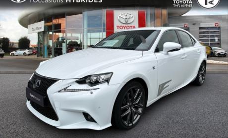 Lexus IS